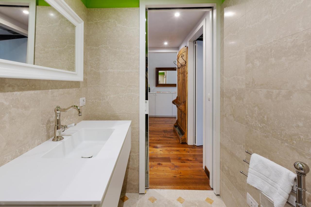Luxury & Liberty Duomo Apartment Milan Luaran gambar